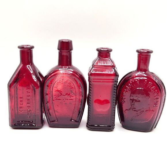 Lot of 6 Vintage Mini Weaton Glass Bottles Ruby Red 3 inch Franklin Apples - Picture 2 of 12